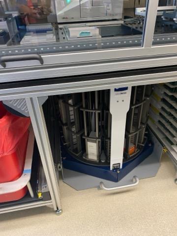Tecan EVO Version 2 200 8 Tip Air DITI Liquid Handling Robot with Roma Arm, Carousel and 96/384 MCA Head. Research, pharma,clinical liquid handler.