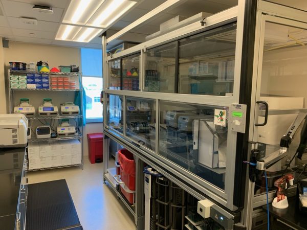 Tecan EVO Version 2 200 8 Tip Air DITI Liquid Handling Robot with Roma Arm, Carousel and 96/384 MCA Head. Research, pharma,clinical liquid handler.