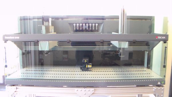 Tecan Freedom EVO Version 2 200 8 Tip Automated Liquid Handler Robot with LIHA & ROMA Arms and PosID. Certified Refurbished. Warranty!