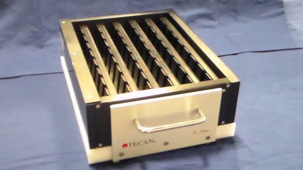 Tecan Te-Flow 48 position rack chamber.