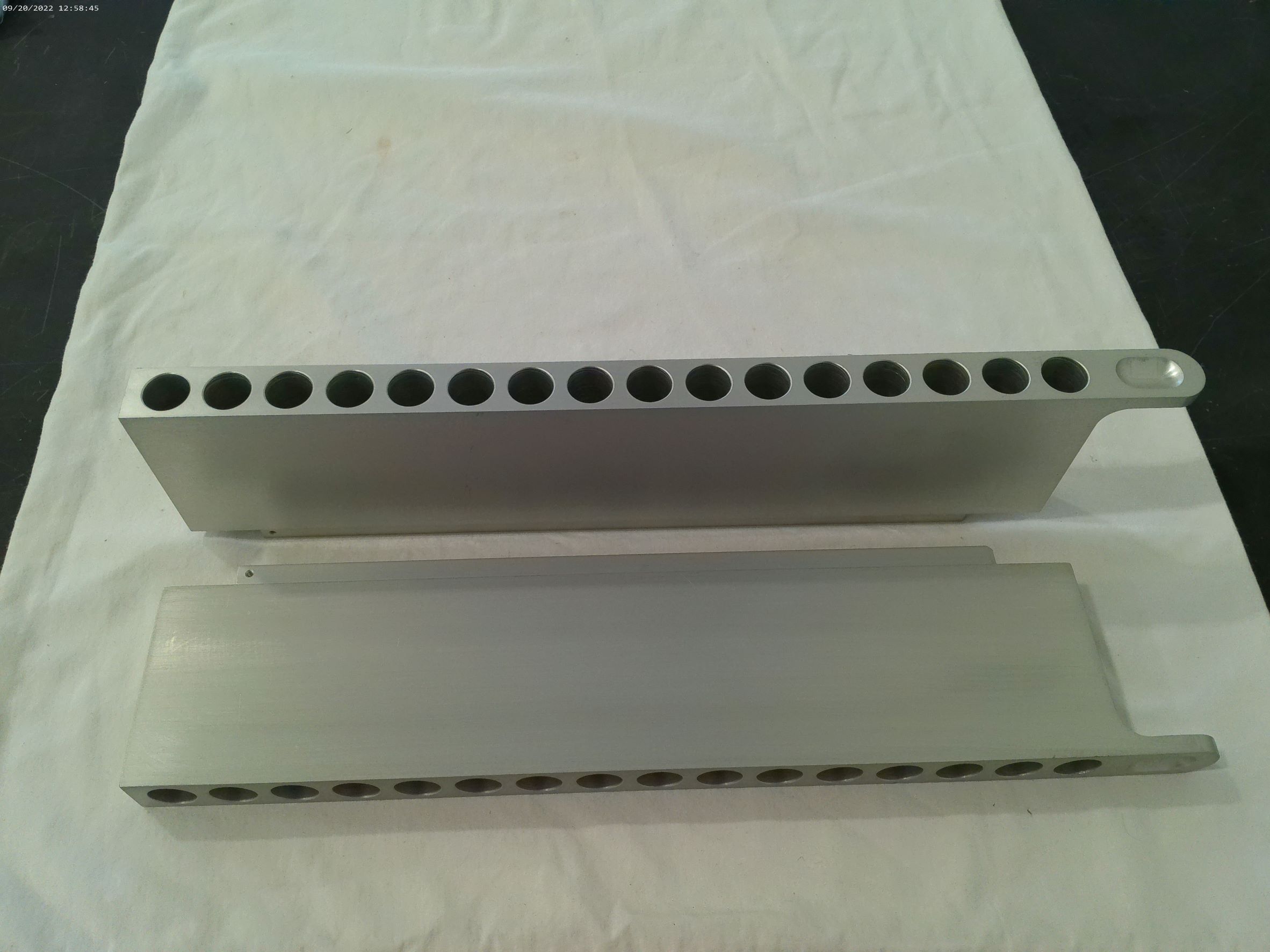 Tecan Tube Carrier, 15 mL Conical, 16-Position (1 x 16) Strip METAL 30016100 - Image 1