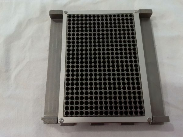 Tecan Head Adapter, Disposable Tips, 384 Tips or Offset Row of 24 Tips or Column of 16 Tips, MCA384. Compatible with 15ul, 50ul and 125ul MCA384 disposable tips. Can pick 384 tips at once. 30032060