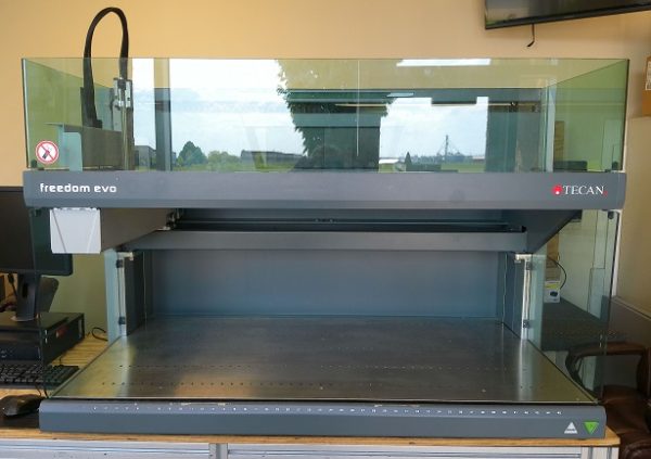 Tecan EVO 150 Version 2, 4 Tip AIR Automated Lab Liquid Handler