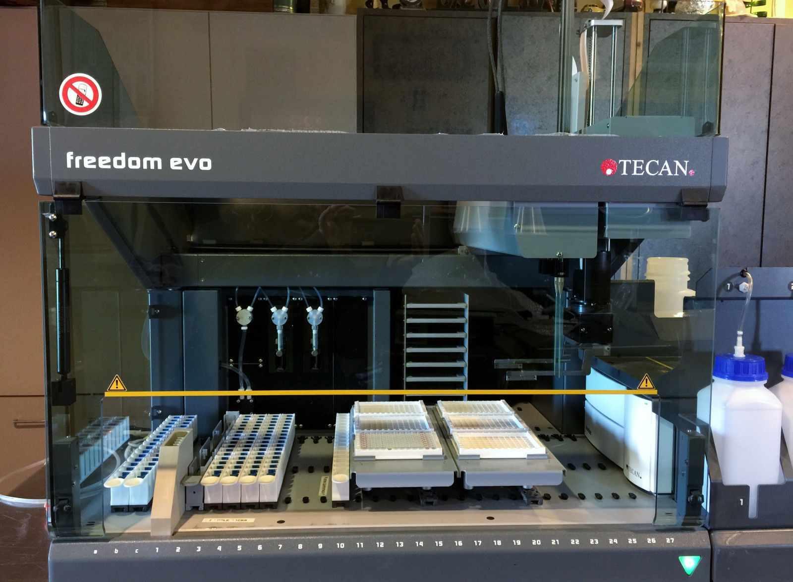 Tecan EVO Evolyzer 75 2 Tip Liquid Handler, ROMA Arm, Reader, Washer, Evoware. Certified Refurbished. Warranty. - Image 1