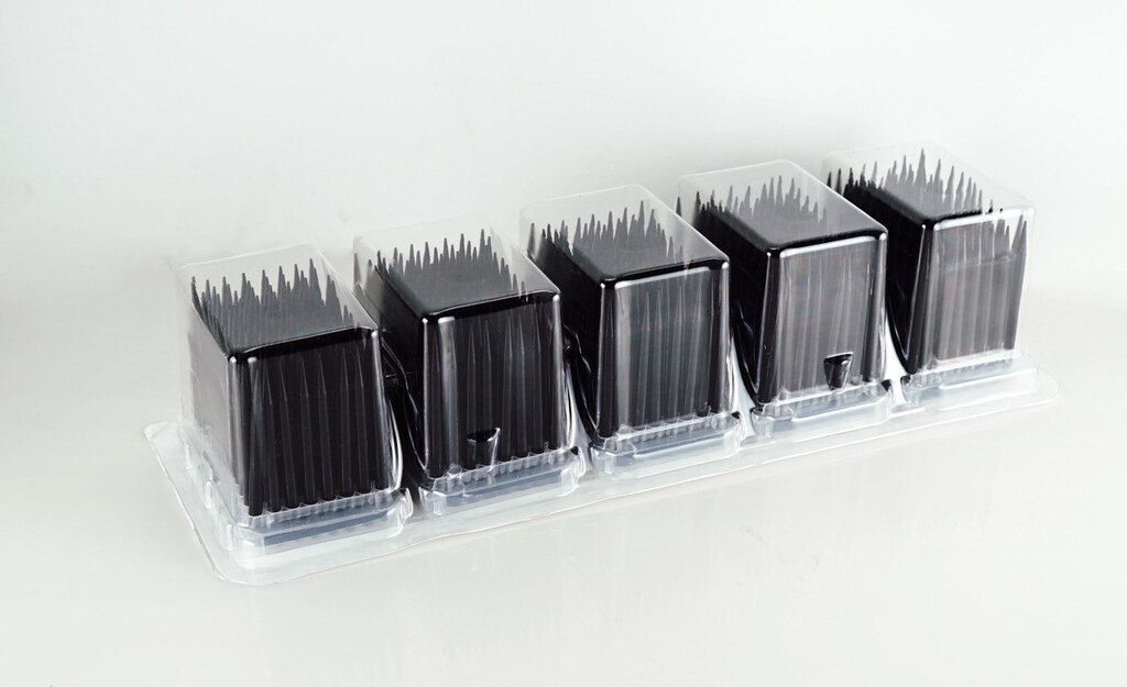 1000UL, HAMILTON COMPARABLE, NON-FILTER, NON-STERILE, 5 BLISTER PACK, BLACK CONDUCTIVE,96 TIPS PER RACK, 50 RACKS PER CASE, 4800 tips per case.